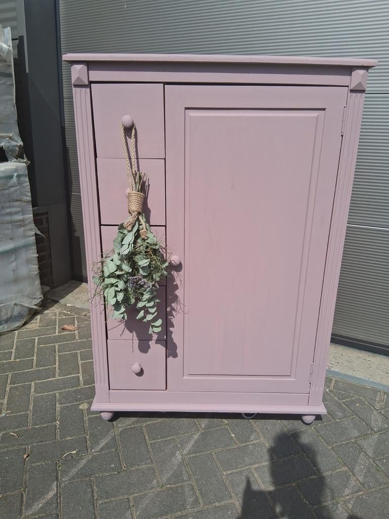 Meidenkast spekkast kledingkast schoenenkast, Kinderen en Baby's, Kinderkamer | Commodes en Kasten, Ophalen, 50 tot 70 cm, 105 cm of meer