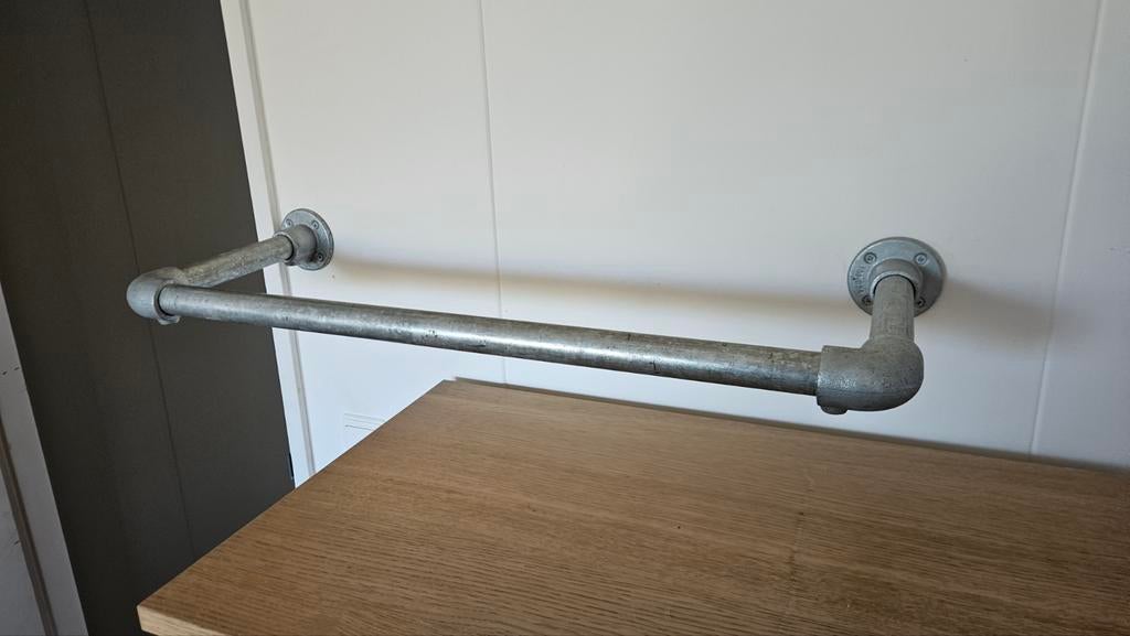 Industrieel kledingrek van stalen buis, Ophalen of Verzenden, Zo goed als nieuw