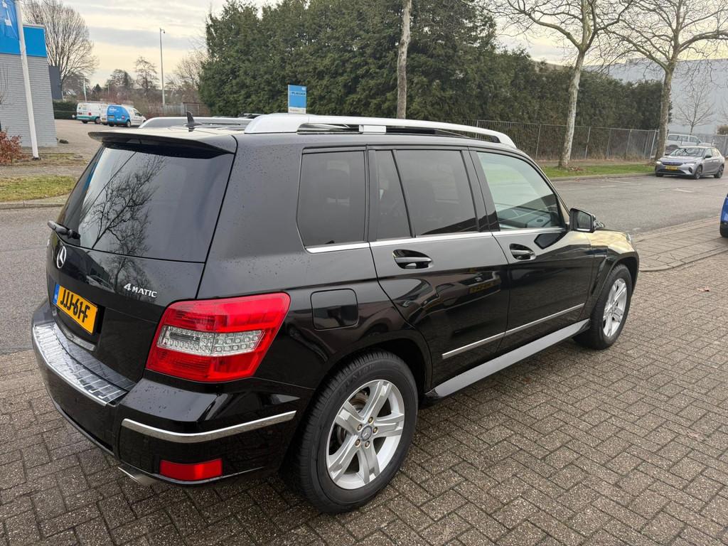 Mercedes-Benz GLK-klasse 300 4-Matic, Leder, Panodak, Navi, Automaat, Gebruikt, Zwart, 2000 kg