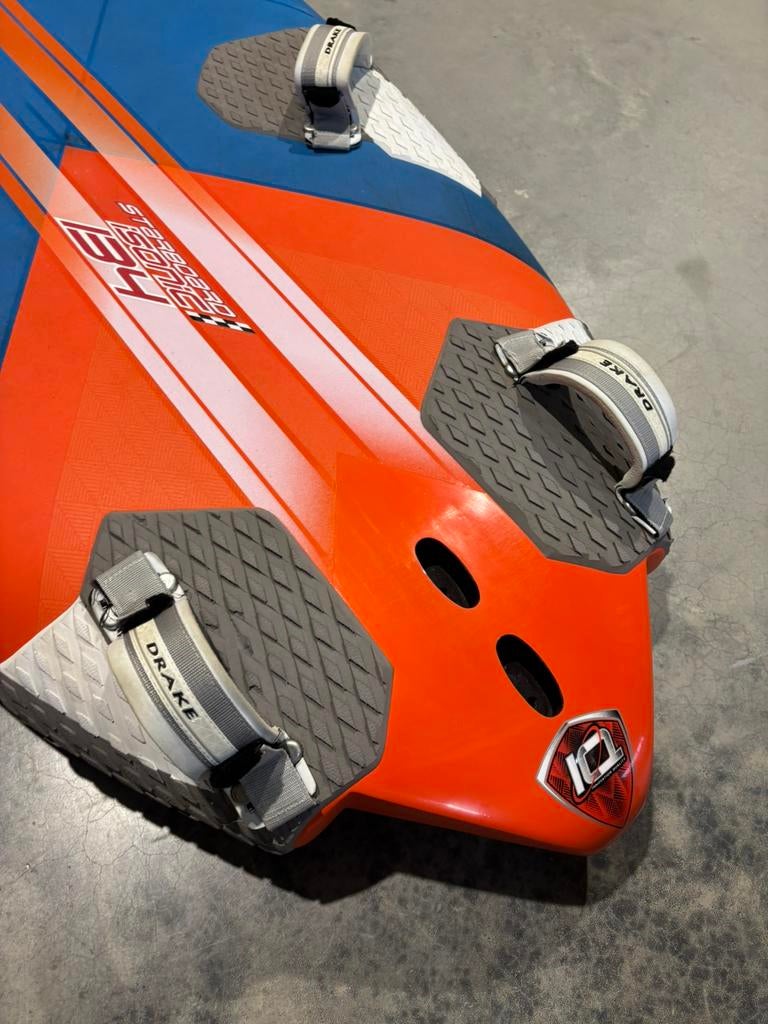 Starboard Isonic Carbon - 134L, Watersport en Boten, Windsurfen, Ophalen, Gebruikt, 7 m² of meer, -