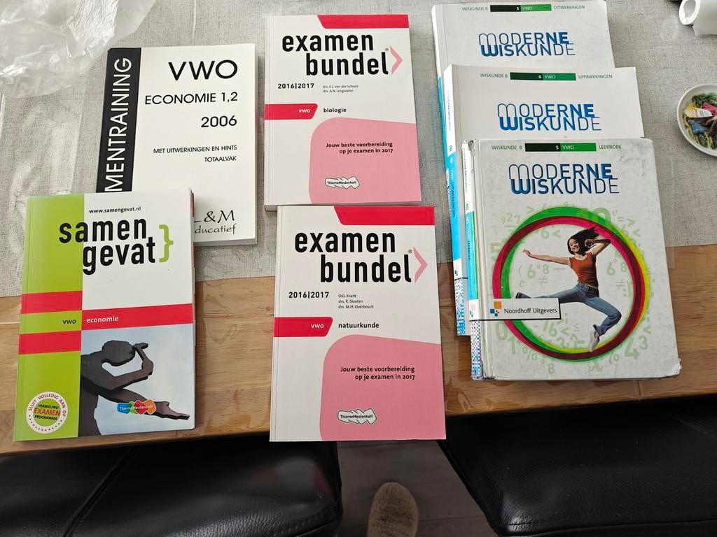 VWO Examen boeken, Boeken, Ophalen, Zo goed als nieuw, VWO