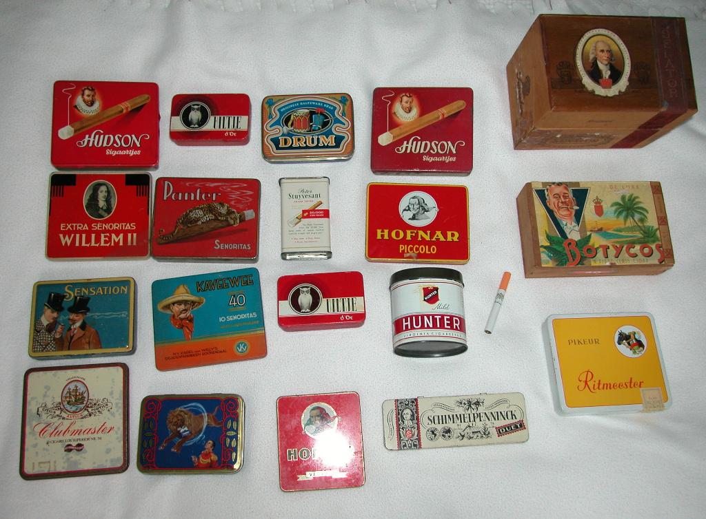 Sigarenblikjes, Verzamelen, Rookartikelen, Aanstekers en Luciferdoosjes, Ophalen of Verzenden, Gebruikt, Overige typen