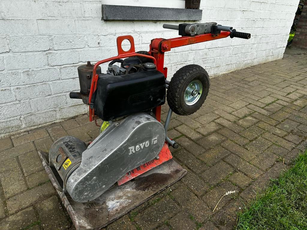 Revo Hatz Diesel Trilplaat - Krachtig en Betrouwbaar, Ophalen