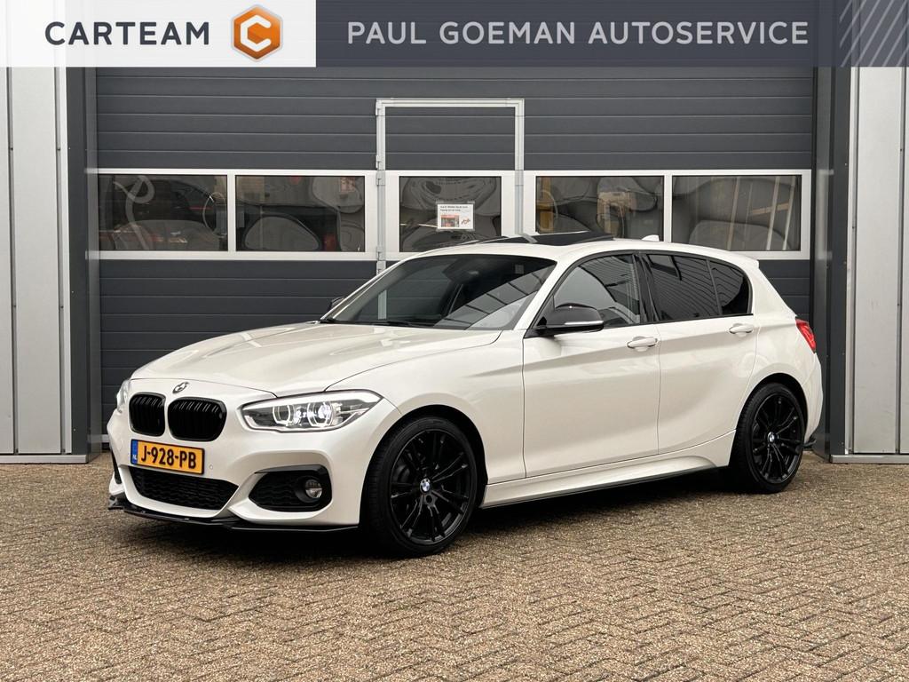 BMW 1-serie 118i High Executive | M pakket | Leder | Pano |, Auto's, Gebruikt, Wit, Leder, Bedrijf