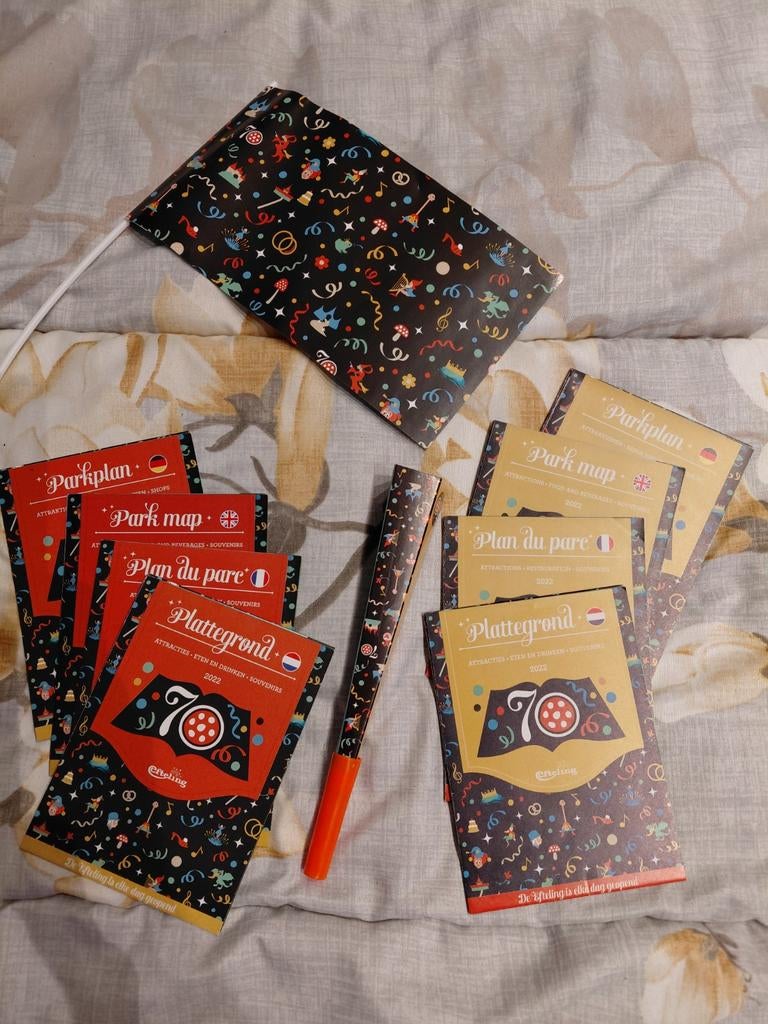 Jubileum set Efteling 70 jaar, Ophalen of Verzenden, Nieuw, Button of Speldje