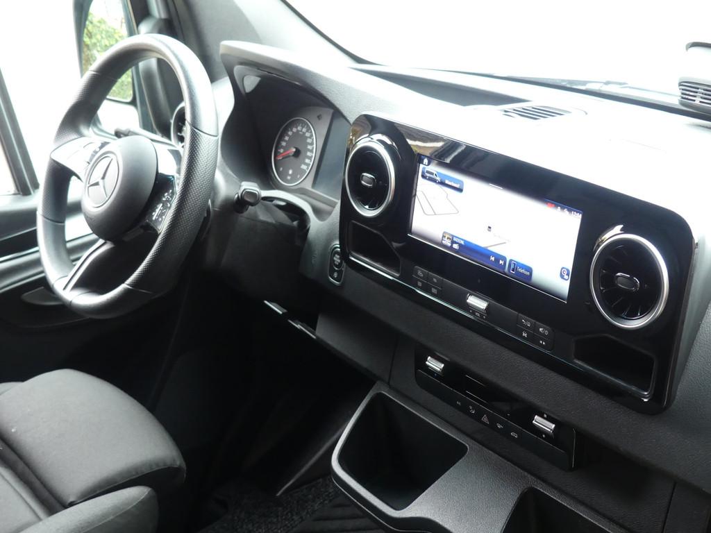Mercedes-Benz Sprinter 317 CDI L2H2 LED/Camera/PDC/Navigatie, Automaat, Achterwielaandrijving, Gebruikt, Euro 6