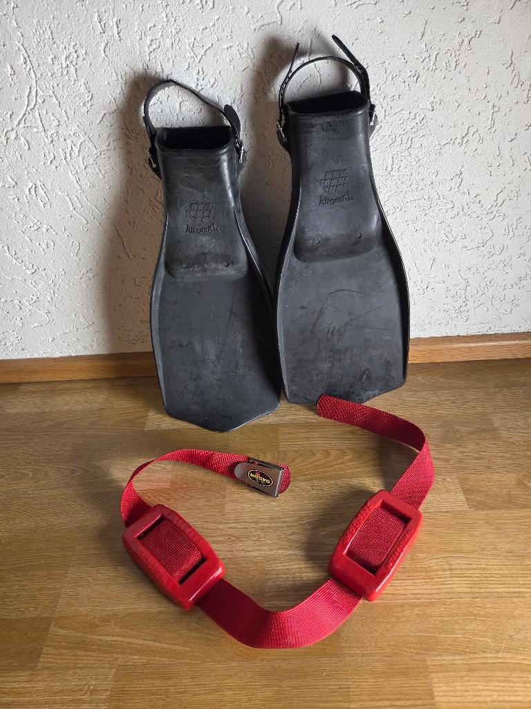 loodblok 2 x 2,5, gordel loodriem, 2 duikvinnen (setprijs), Watersport en Boten, Ophalen of Verzenden, Gebruikt, Zwem- of Duikvliezen