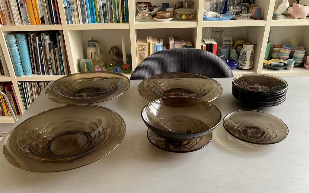 Andries Copier pijnappel 3x schalen & fruittest & 8 bordjes, Ophalen of Verzenden