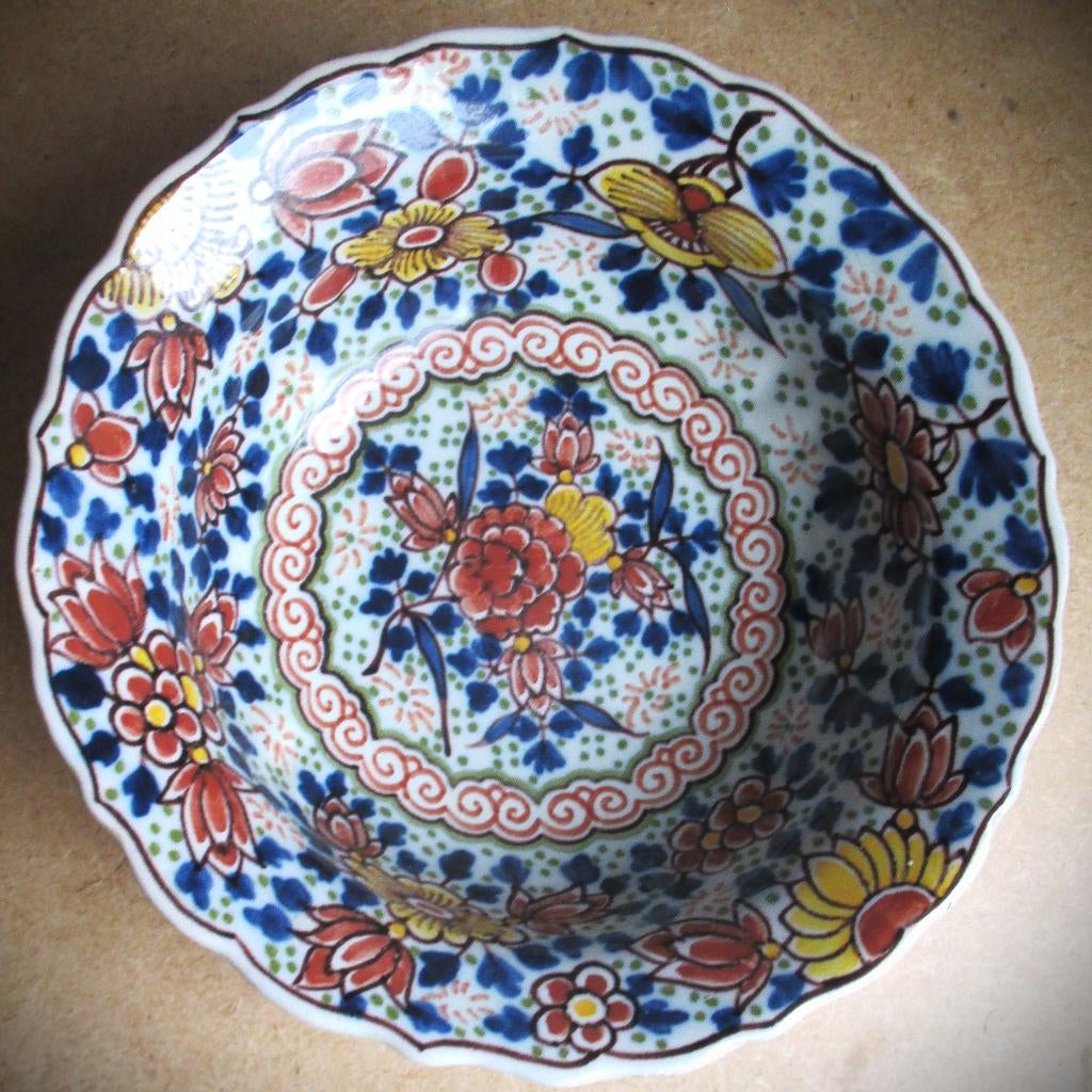 Tichelaar Makkum Polychrome Delfts aardewerk Kom~Klapmuts, Antiek en Kunst, Ophalen of Verzenden