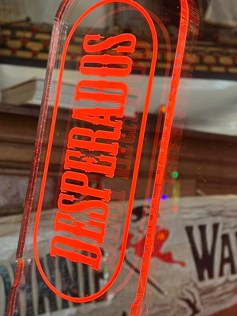 Originele Desperados lichtreclame zeldzaam, Lichtbak of (neon) lamp, Ophalen of Verzenden, Zo goed als nieuw, Nvt