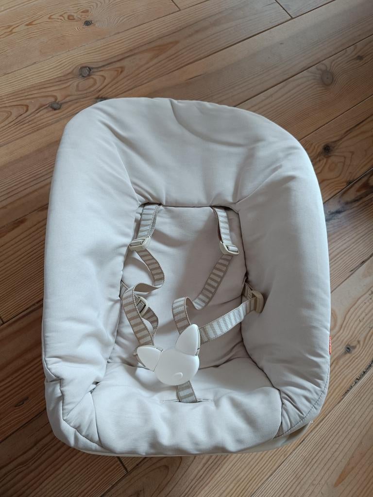 Stokke Babyschaal babyzitje Tripp trapp, Kinderen en Baby's, Kinderstoelen, Ophalen of Verzenden, Gebruikt, Meegroeistoel, Gordel(s)
