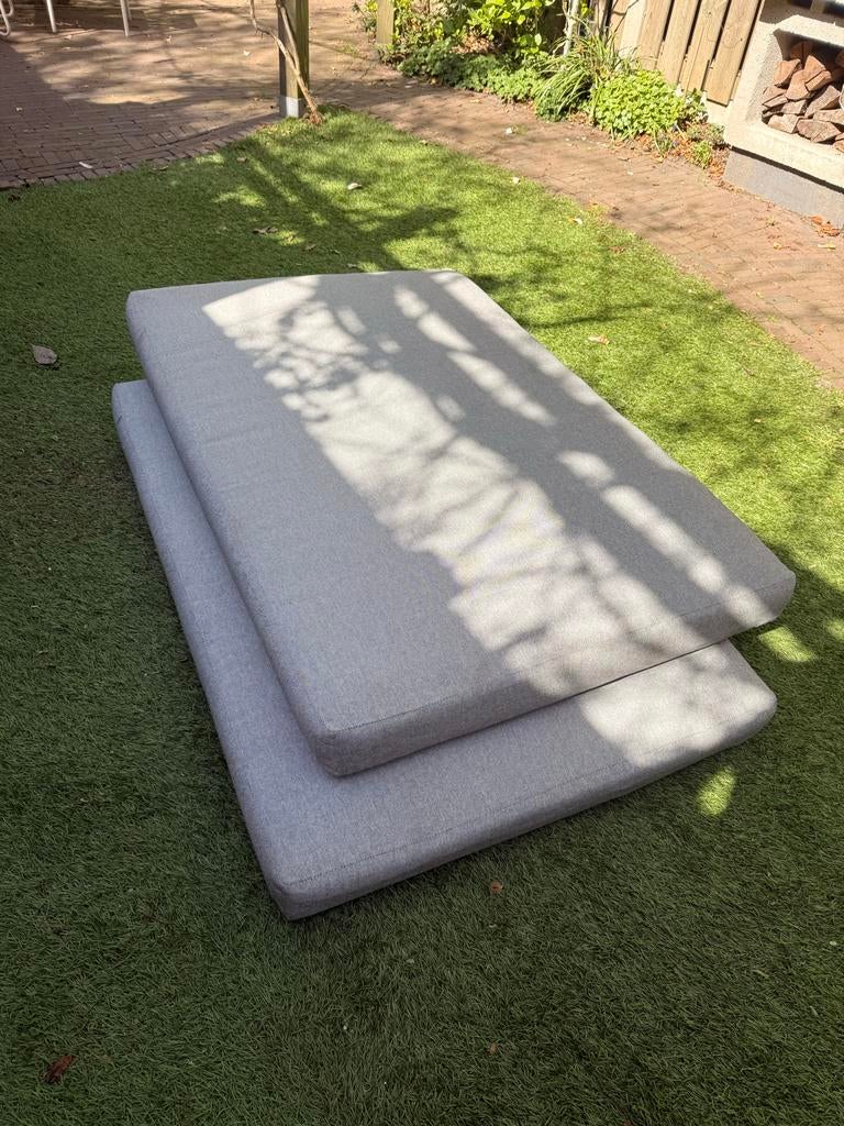 Loungekussens palletformaat 120x80 cm dikte 10 cm, Ophalen, Zo goed als nieuw, Grijs, Rechthoekig