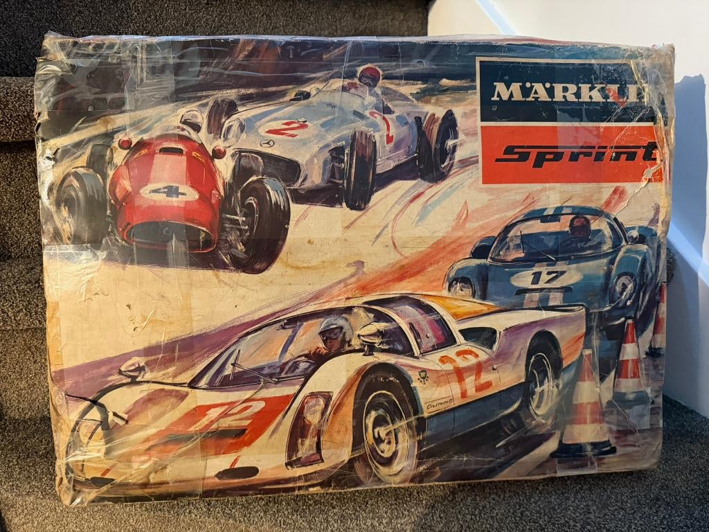 Märklin Sprint Ferrari & Mercedes + rails + boek + slotcar, Wisselstroom, Gebruikt, Overige typen, Ophalen of Verzenden