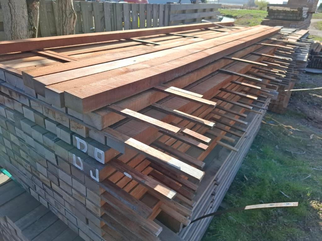 Hardhout onderleggers palen balken 3 m bezorgen mogelijk, Tuin en Terras, Ophalen, Nieuw, Hardhout, 250 cm of meer