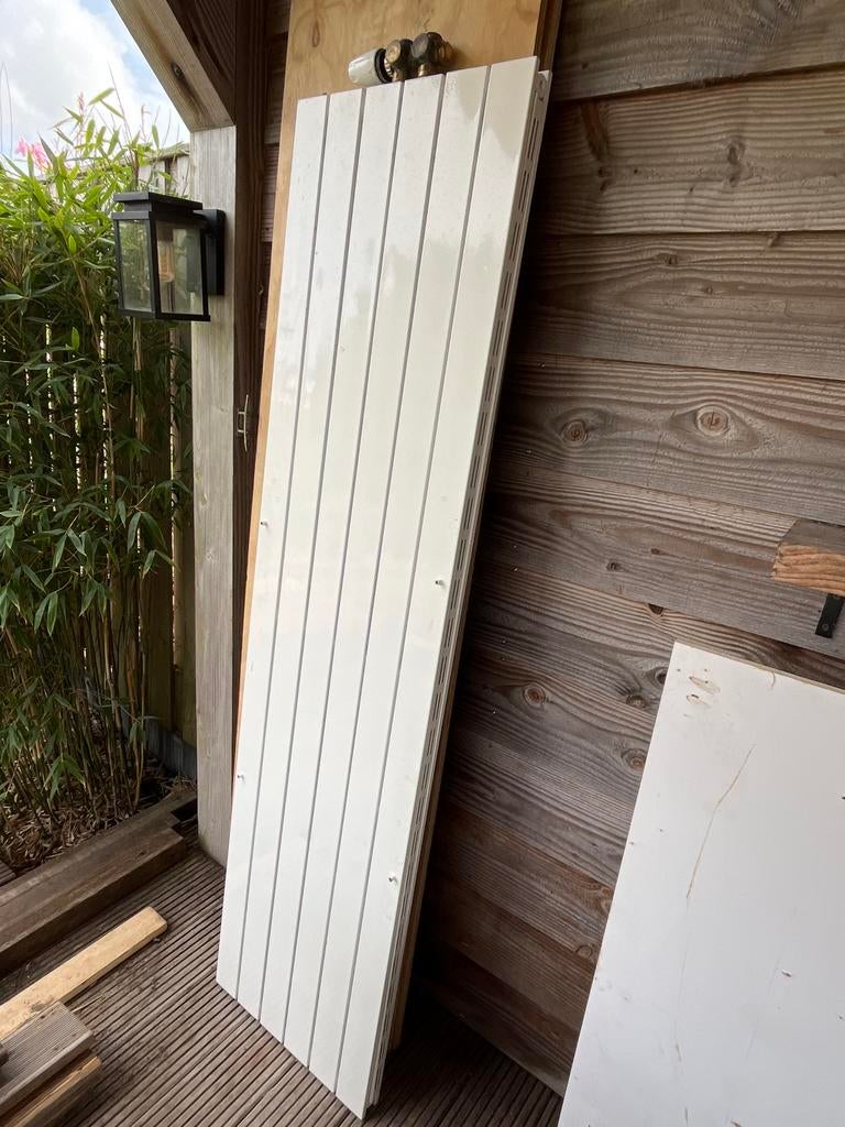 Witte verticale radiator met thermostaatknop, Ophalen, Gebruikt, Radiator, Minder dan 60 cm