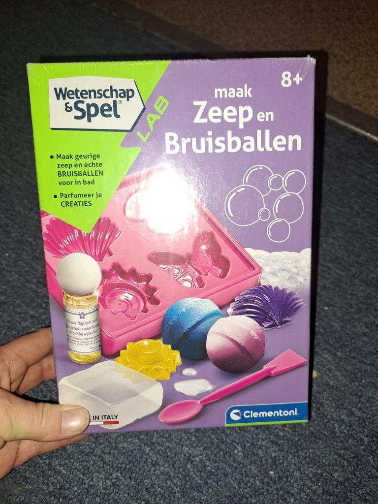 Wetenschap & Spel: Maak Zeep en Bruisballen LAB, Ophalen of Verzenden, Nieuw