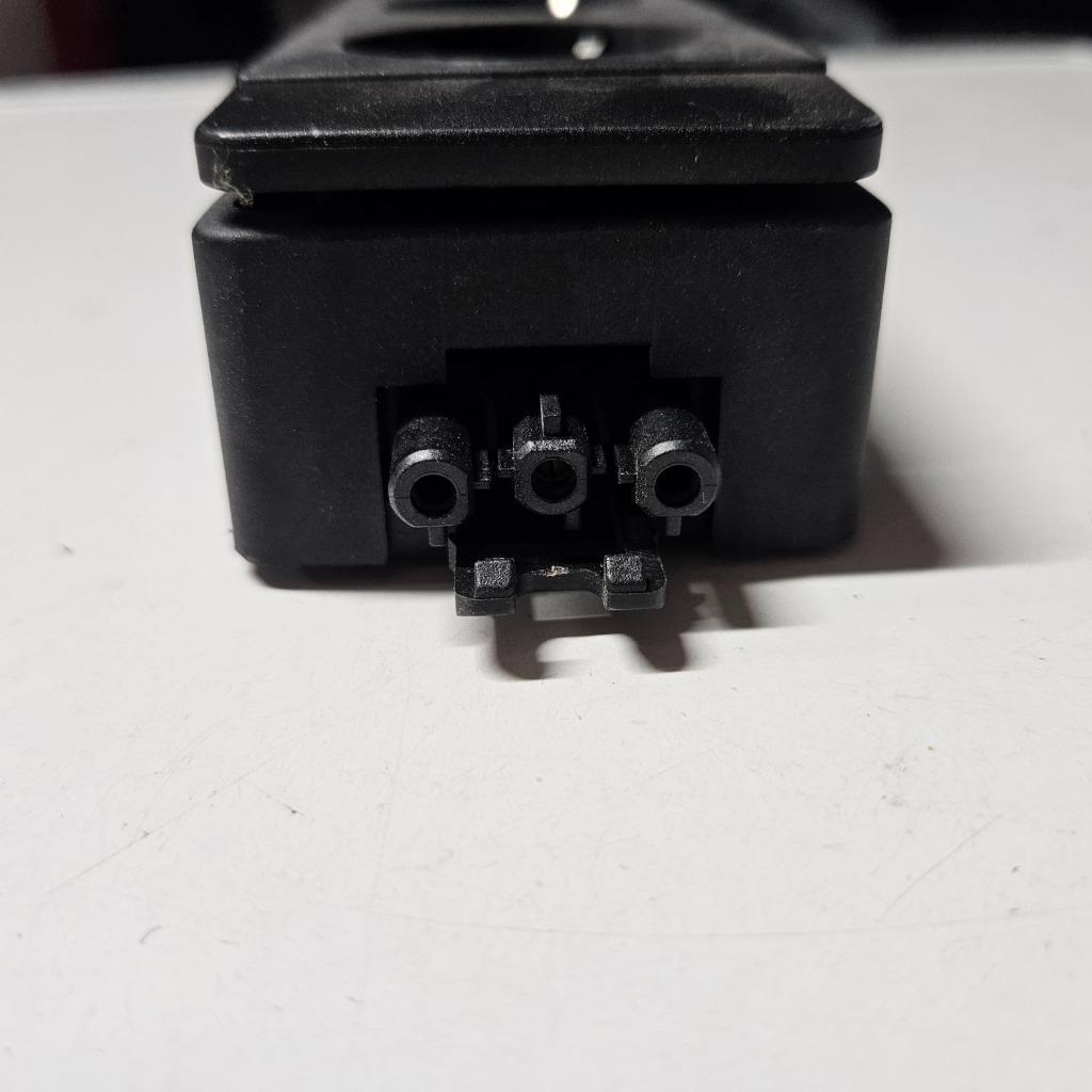 Schulte 3-voudige stekkerdoos type 901 bureau blok, Ophalen of Verzenden, Gebruikt