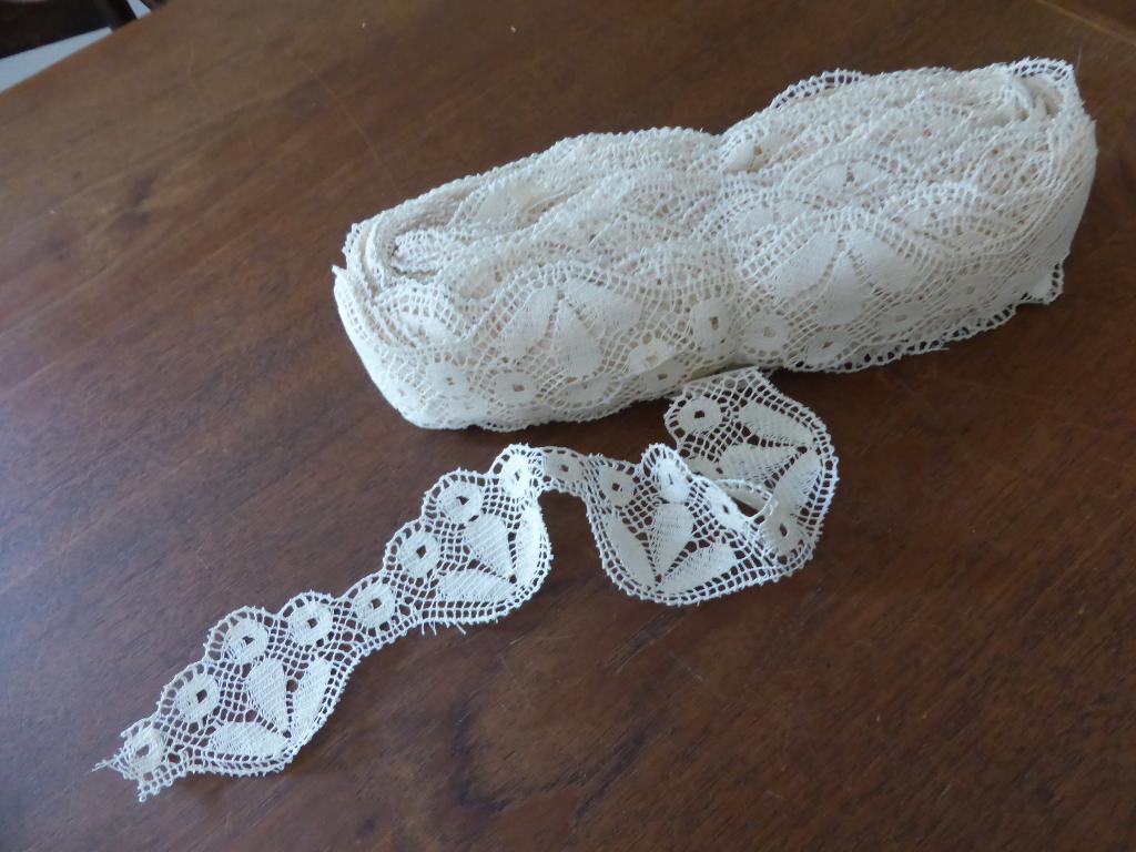 APART antiek hand geklost KANT * 7 cm breed * 40 meter, Ophalen of Verzenden, Nieuw, Kant