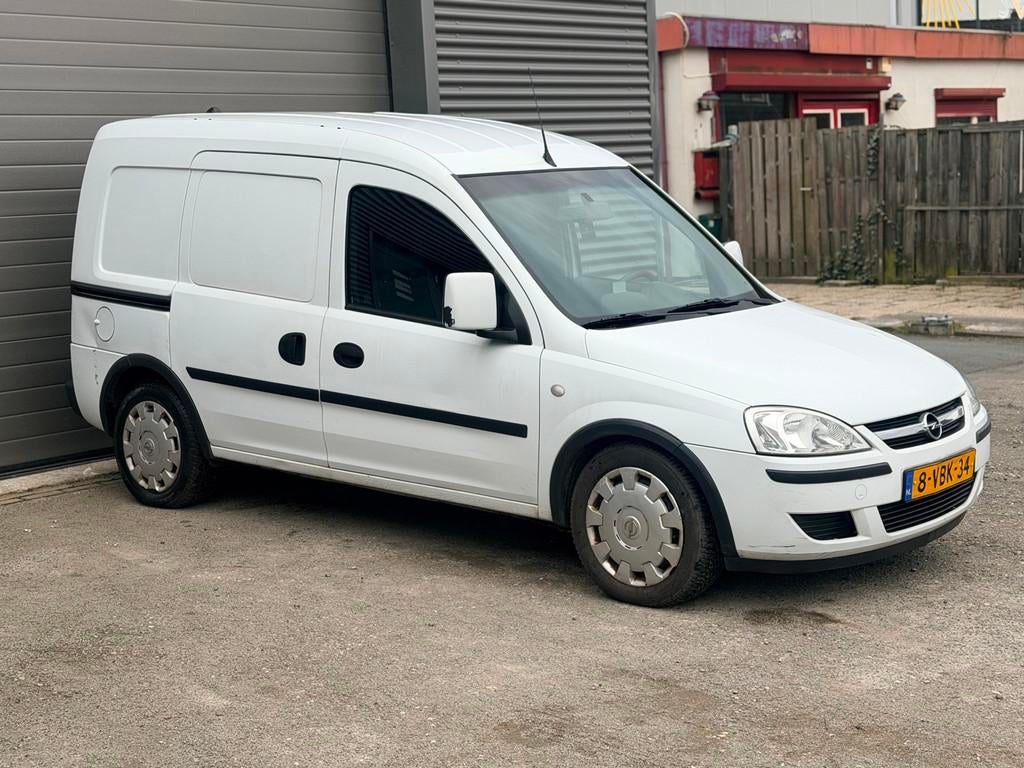 Opel Combo 1.3 CDTi Comfort, Gebruikt, 4 cilinders, 1210 kg, Origineel Nederlands