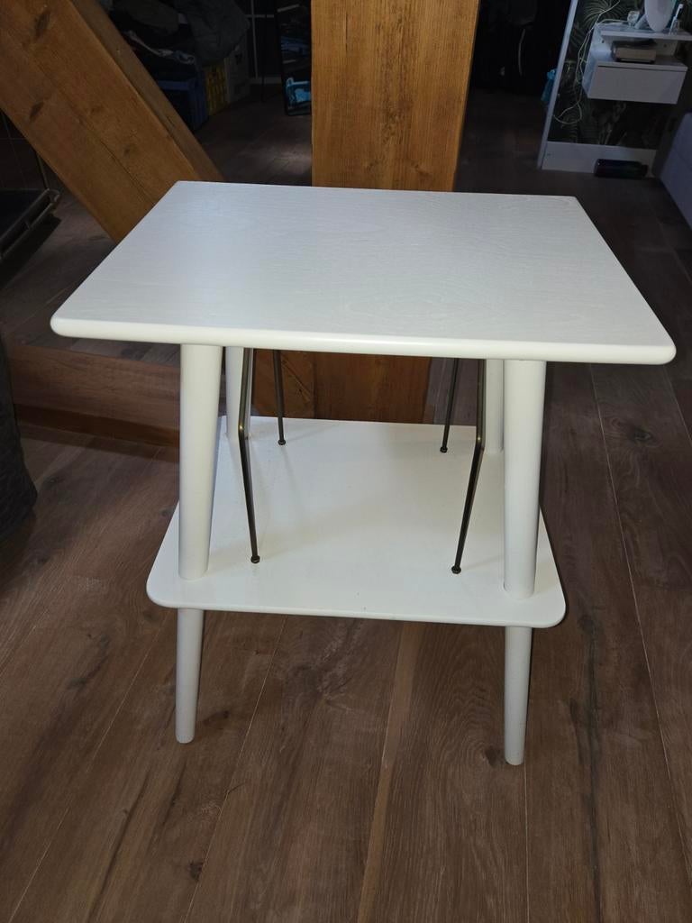 Wit platenspeler tafeltje met opbergruimte, Huis en Inrichting, Modern, Retro, Minder dan 55 cm, Zo goed als nieuw, Rechthoekig