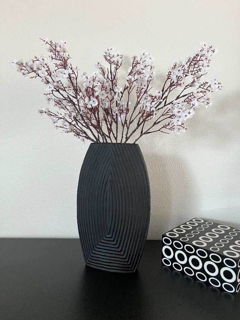 Light & Living vaas Matancita Line metaal mat zwart Nieuw!, Overige materialen, Zwart, Nieuw, Ophalen of Verzenden