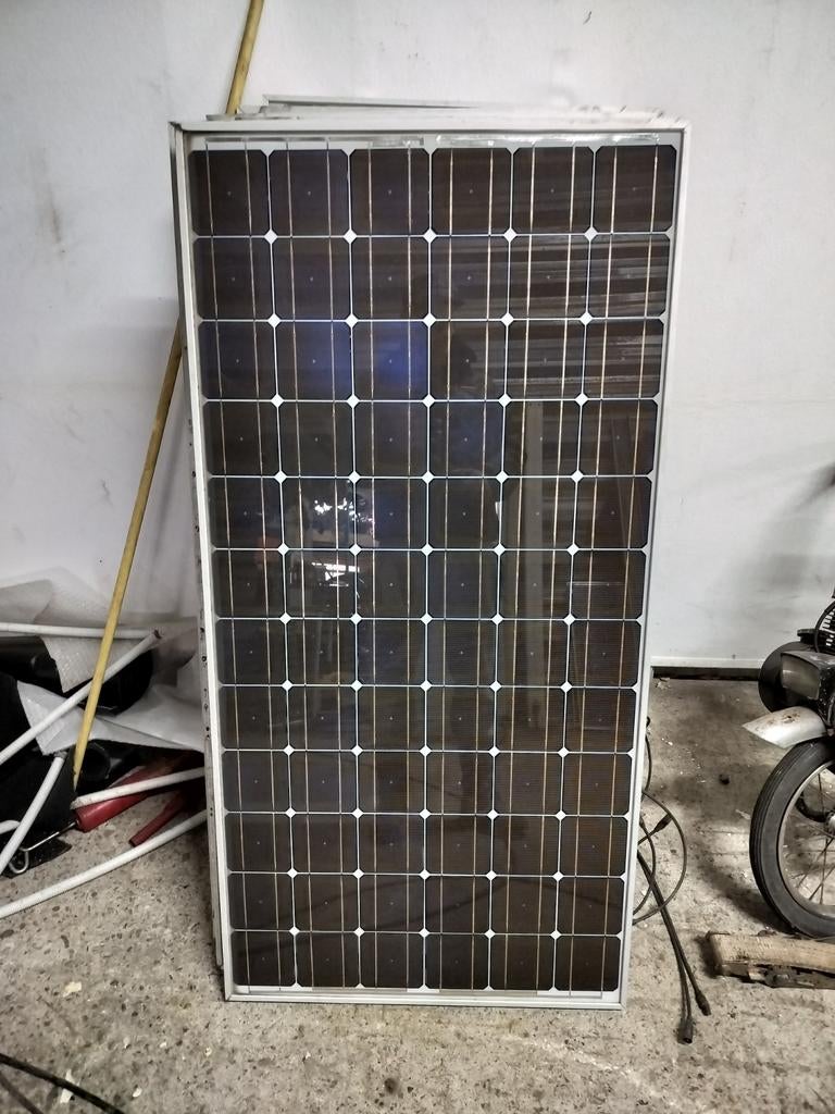 9 zonnepanelen, Ophalen, Jax, Steen of Klei, Jax