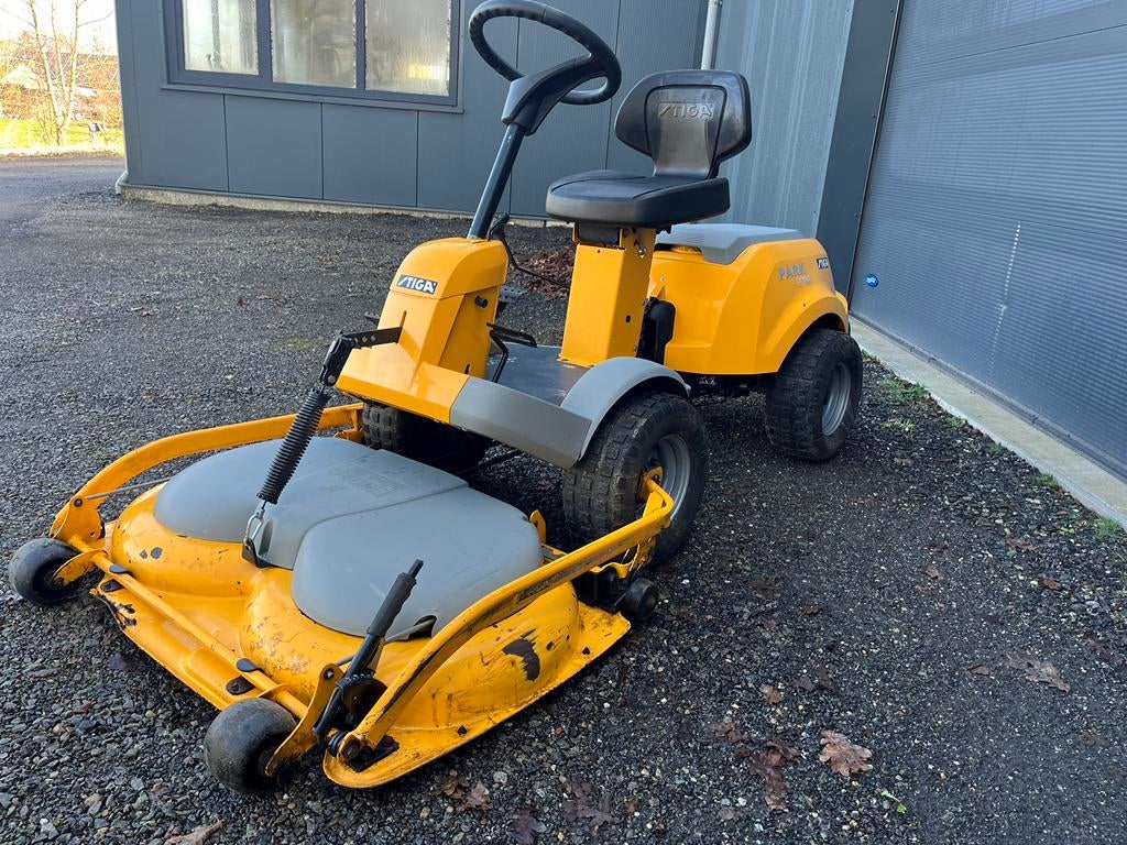 Stiga park compact 16 HST Zitmaaier Hydrostaat 15,5PK B&S, Tuin en Terras, Ophalen, Gebruikt, -, -