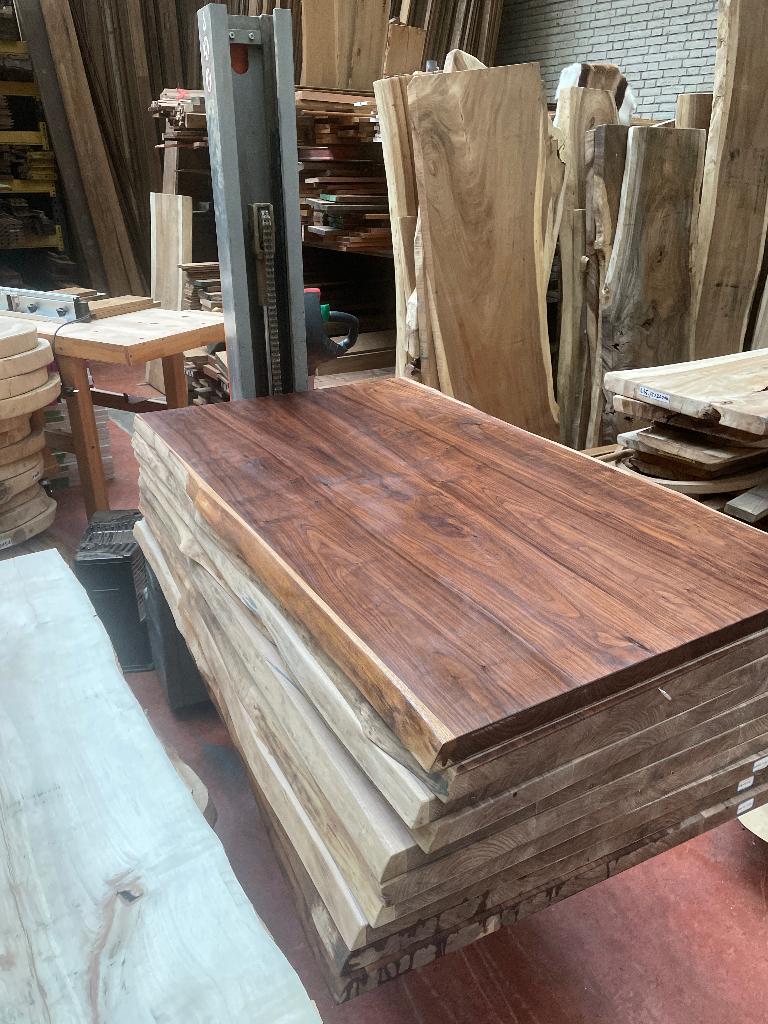 Amerikaans noten tafels en wandplanken, Ophalen, 25 tot 50 mm, Overige typen, Nieuw