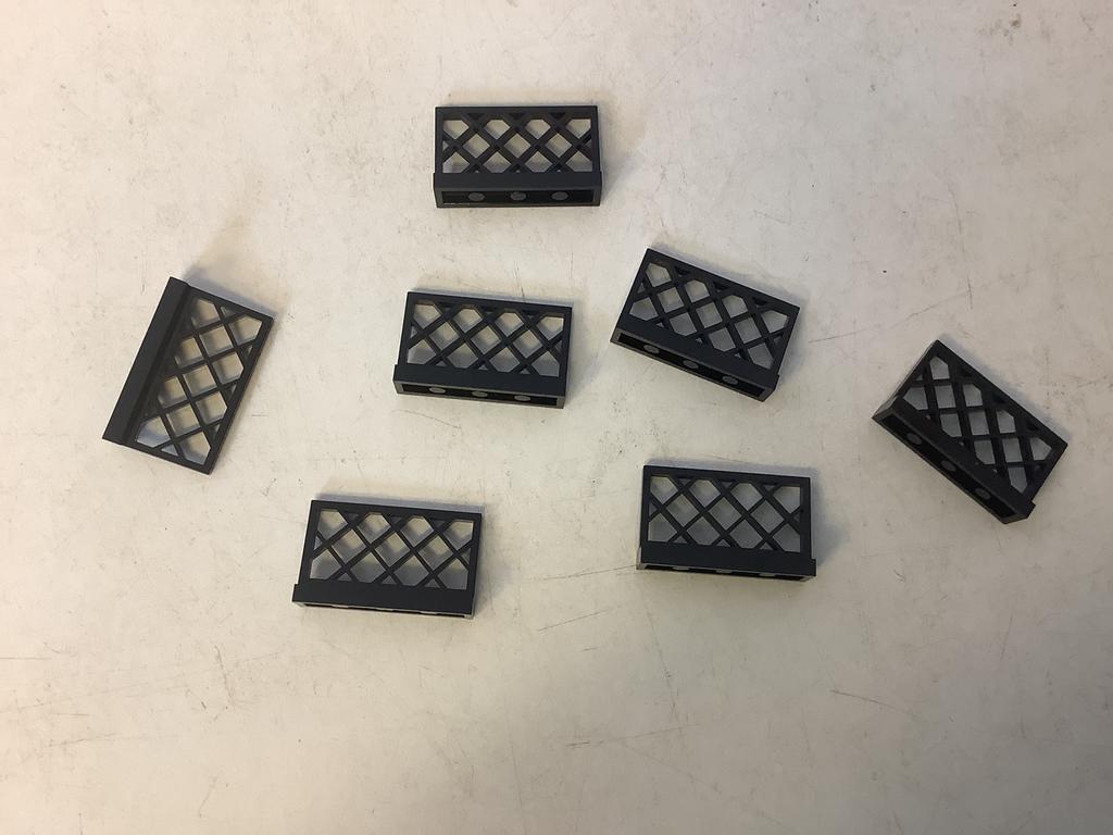 Lego hek raster 1x4x2 zwart, Kinderen en Baby's, Speelgoed | Duplo en Lego, Ophalen of Verzenden, Gebruikt, Losse stenen, Lego