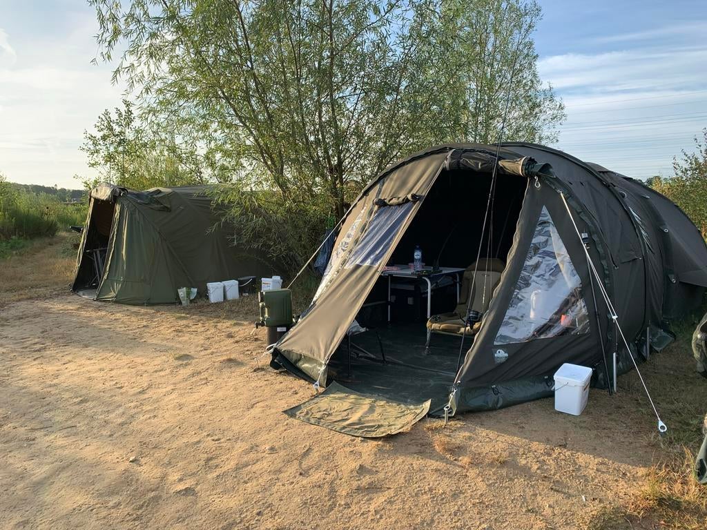 Karsten Carp 300, Caravans en Kamperen, Ophalen, Zo goed als nieuw, Tot en met 4