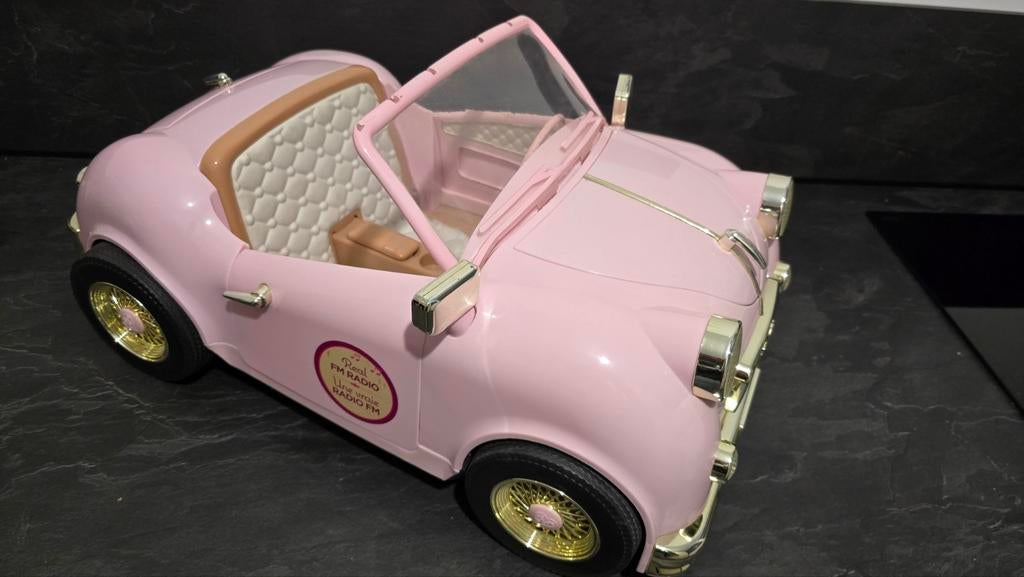 Complete OurGeneration set (auto, caravan, Pop, accessoires), Ophalen, Zo goed als nieuw