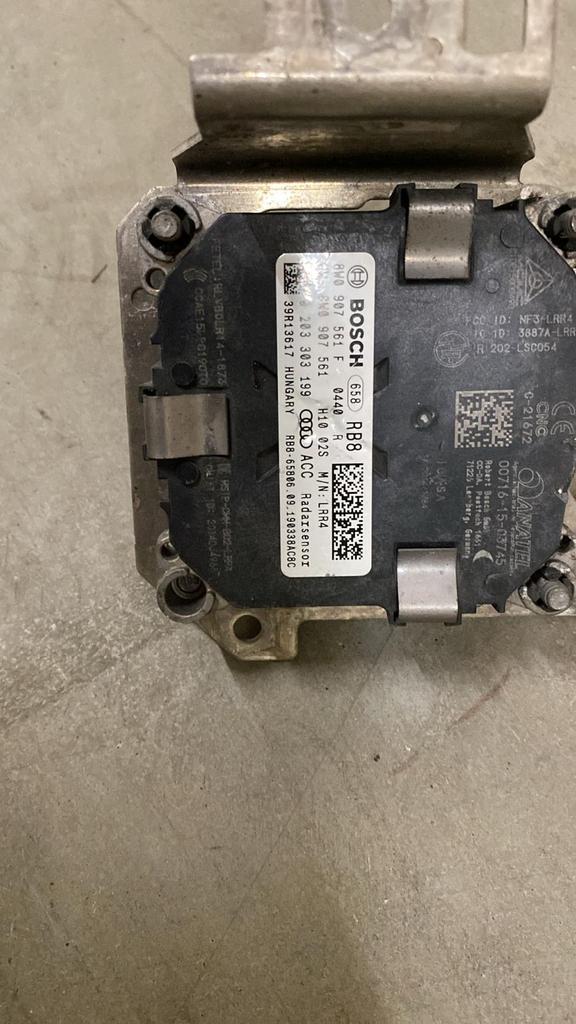 Audi A4 B9 ACC Radar Afstandssensor Set L+R 8W0907541F, Ophalen of Verzenden, Gebruikt, Audi