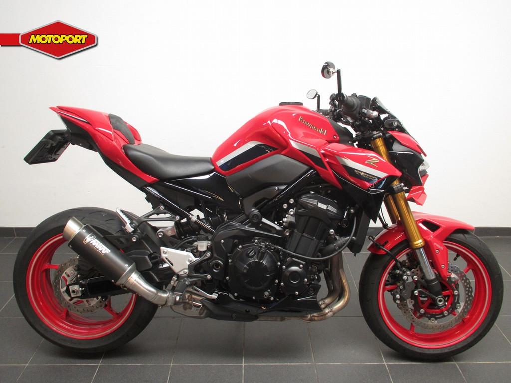 Kawasaki Z 900 (bj 2022), Motoren, Bedrijf, Info@kawasaki.nl, Meer dan 35 kW, Jacobus Spijkerdreef 1-3
2132 PZ  Hoofddorp, NL