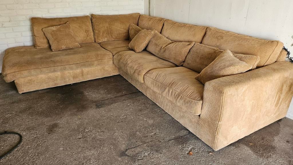 Beige hoekbank 2,50M x 3,10M, Ophalen, Gebruikt