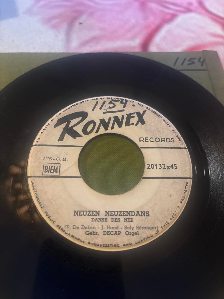 Ronnex Records - Neuzen Neuzendans, Gebruikt, Overige genres, 7 inch, Single