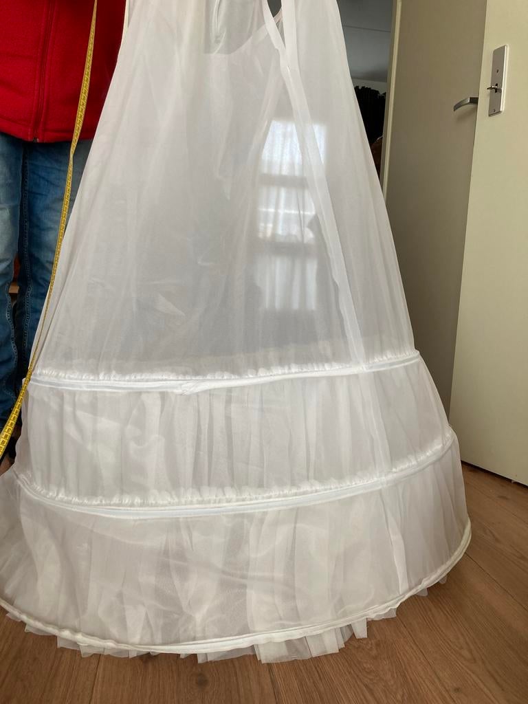 Hoepelrok 3 hoepels voor trouwjurk mt L, Ophalen of Verzenden