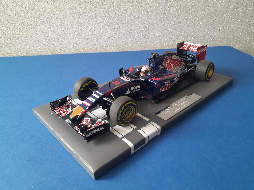 1:18 Minichamps Toro Rosso STR10 #33, Verstappen 2015, Verzenden, Nieuw, Auto, MiniChamps