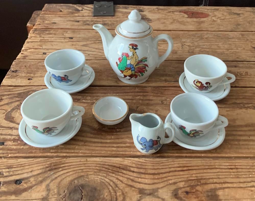 Poppen / kinderserviesje, Ophalen of Verzenden