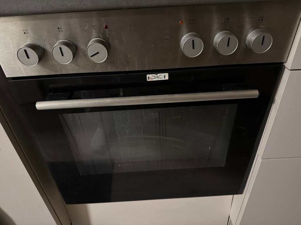 Inductie kookplaat met oven - Zo goed als nieuw, Witgoed en Apparatuur, Fornuizen, Minder dan 85 cm, 60 cm of meer, Grill, Zo goed als nieuw