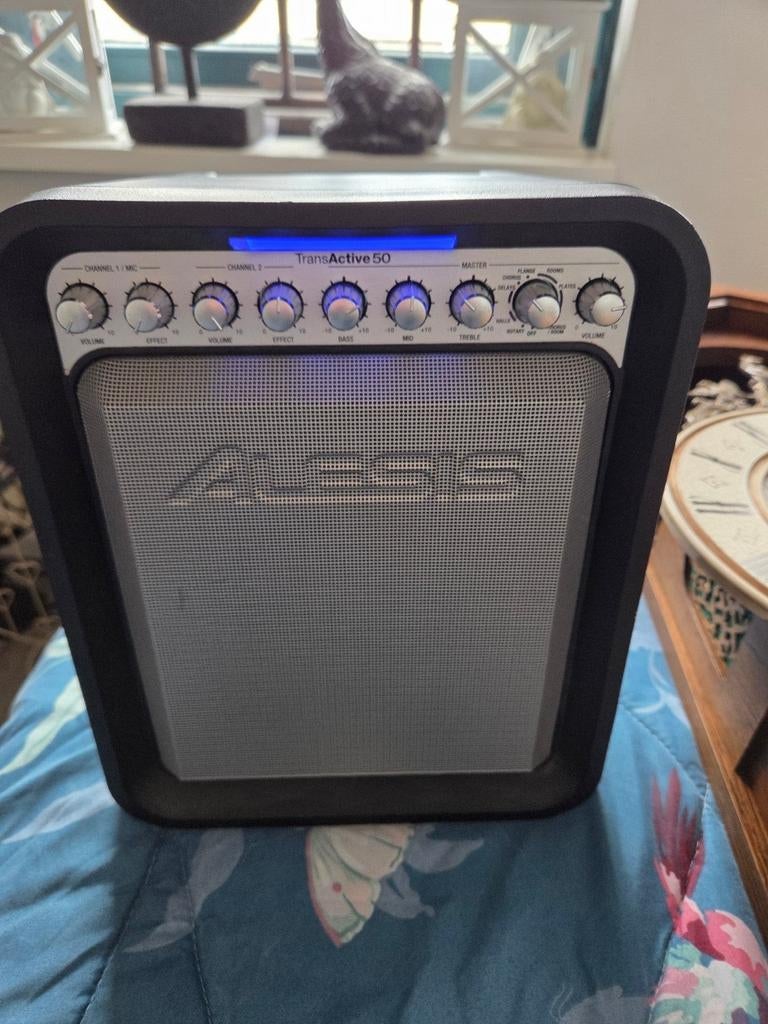 Alesis TransActive 50 Versterker/Mixer, Ophalen, Gebruikt, Minder dan 500 watt, Monitor(versterker)