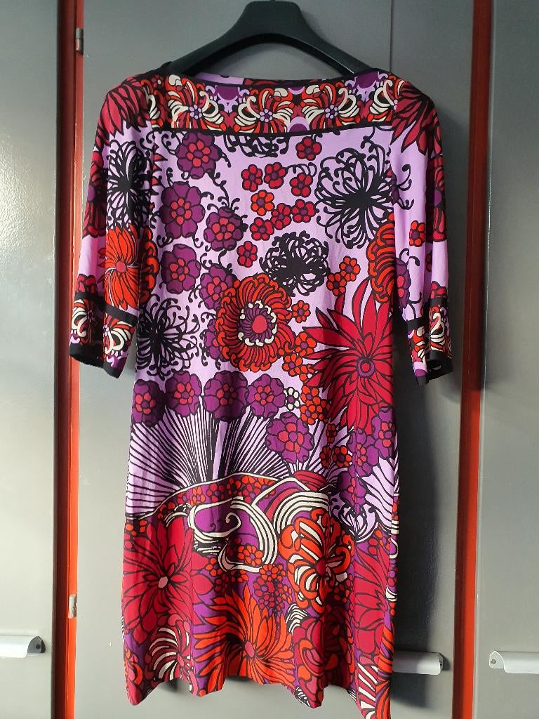 Donna Morgan bloemen jurk maat M (EU 38), Kleding | Dames, Jurken, Maat 38/40 (M), Zwart, Ophalen of Verzenden, Zo goed als nieuw