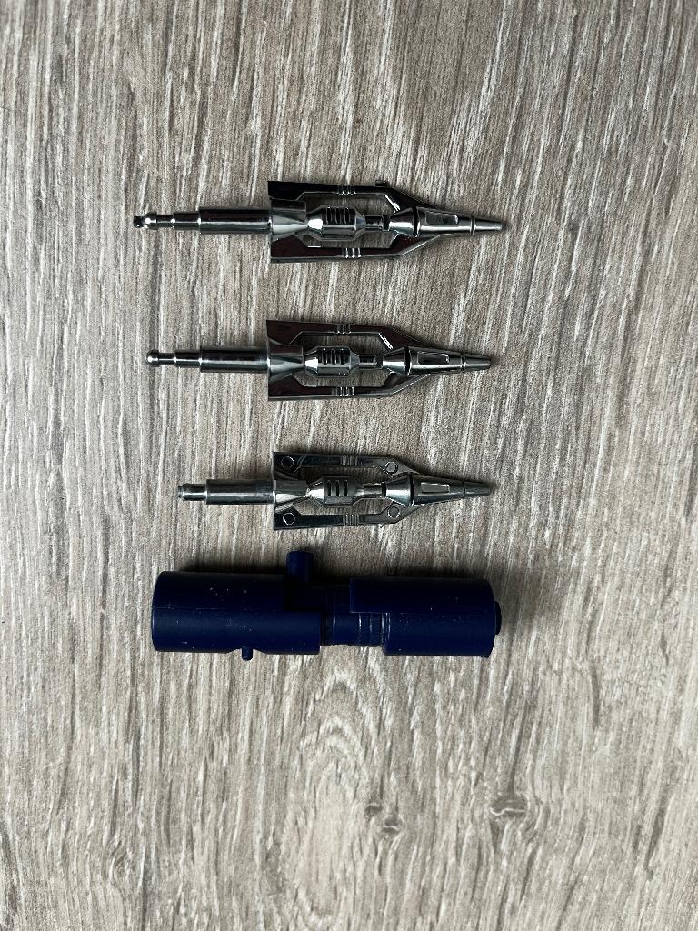 transformers G1; Soundwave gun + 3 rockets, 1984, Verzamelen, Transformers, Gebruikt, G1, Decepticons, Ophalen of Verzenden