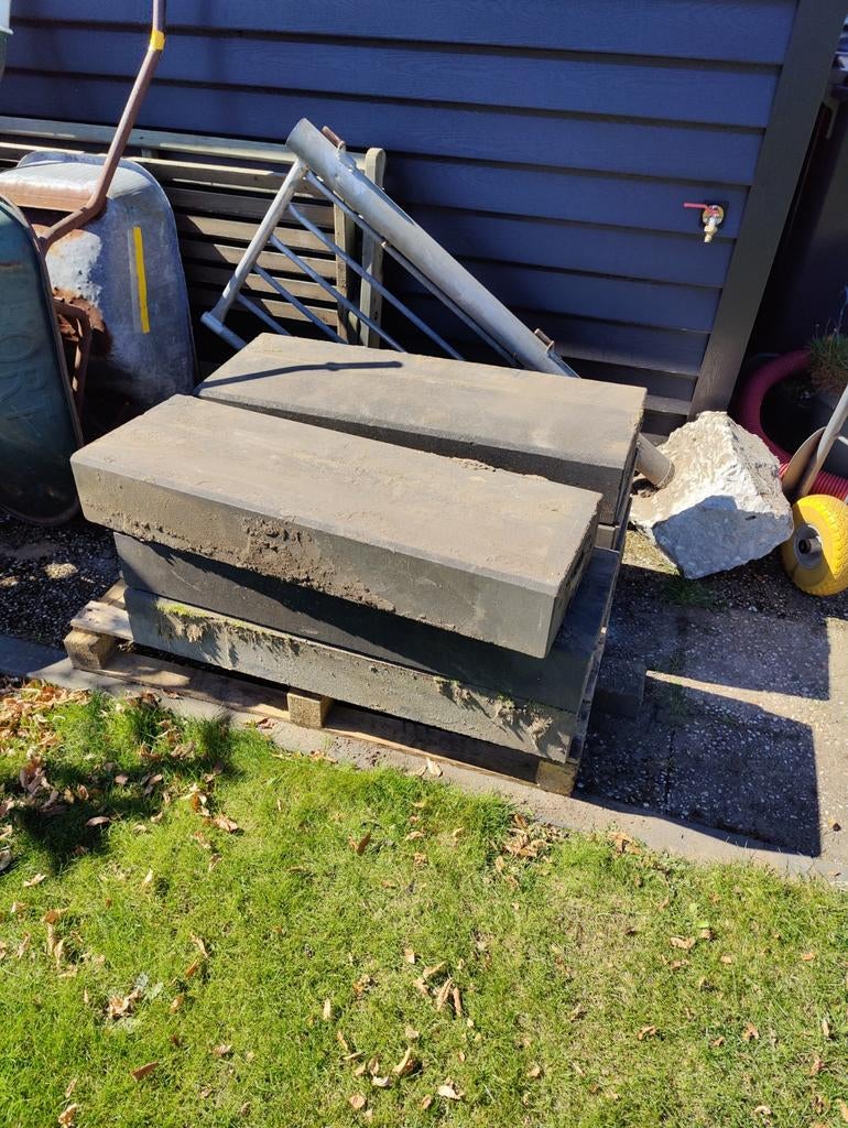 Betonnen traptrede zwart antraciet 35x15x100, Tuin en Terras, Ophalen, Gebruikt, Minder dan 5 m², Beton