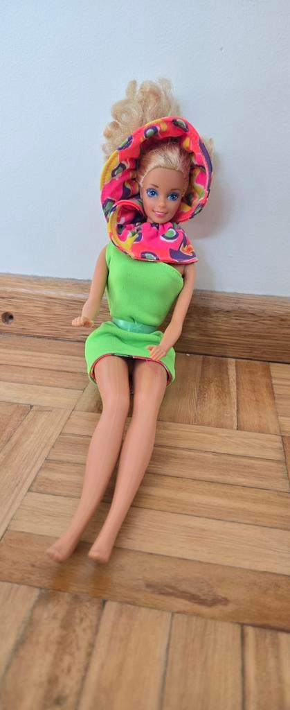 Originele Barbie met omkeerbare kleding, Ophalen of Verzenden