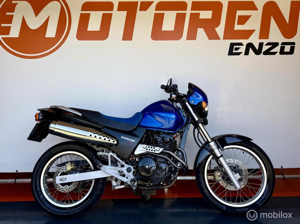 Honda FX 650 Vigor UNIEK ORIG NL 10.000 km 35 KW A2 Rijb