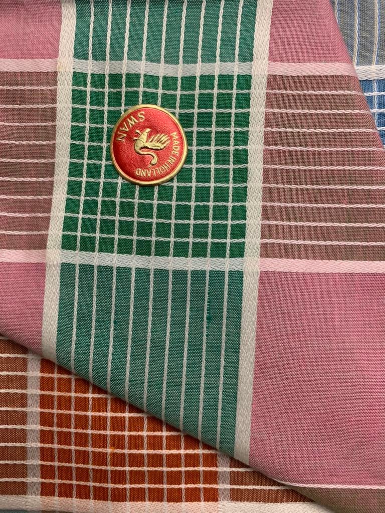 Zeer oud zakdoek doosje Swan. Sinterklaas, Diversen, Sinterklaas, T, Ophalen of Verzenden, Zo goed als nieuw, N