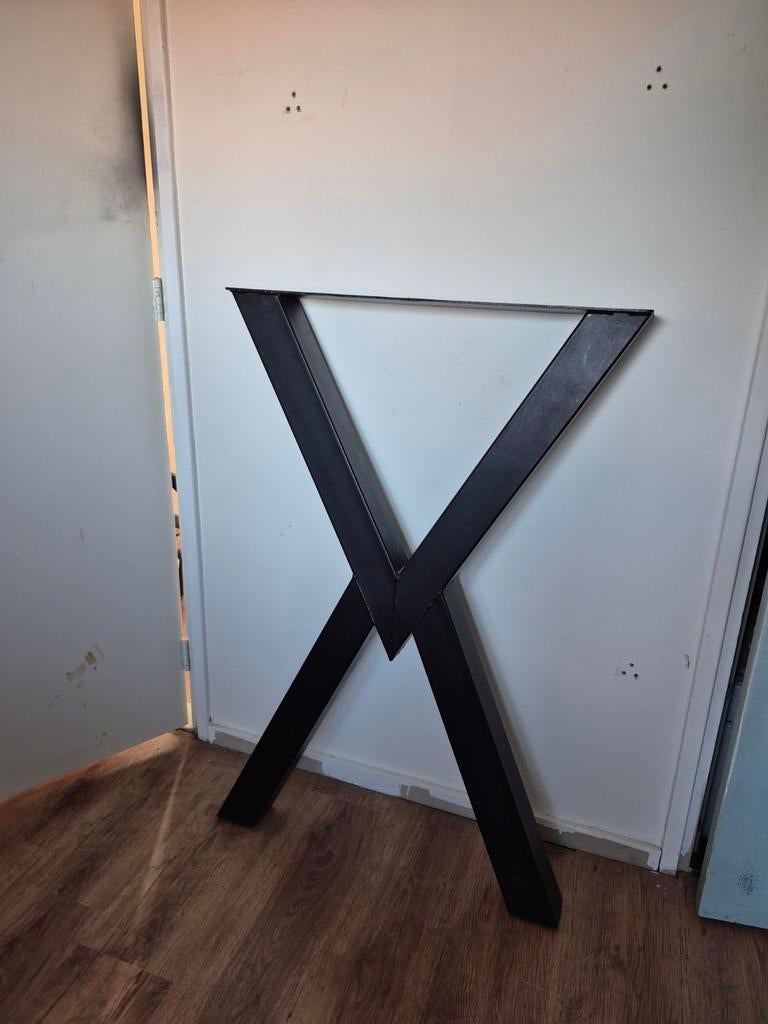 Aluminium bartafel poot - X-vormig onderstel, Huis en Inrichting, Tafelonderdelen, Ophalen, Gebruikt, Metaal, Tafelpoot