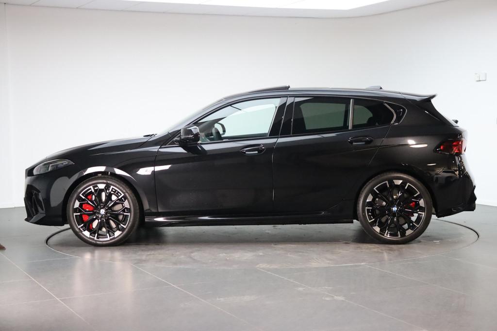 BMW 1 Serie M135 xDrive High Executive Automaat / Panoramada, 1998 cc, 1525 kg, Gebruikt, 4 cilinders