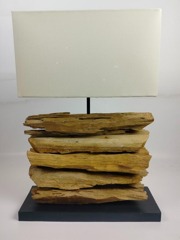 Lamp van drijfhout - Model 5, Huis en Inrichting, Lampen | Tafellampen, Nieuw, Minder dan 50 cm, Hout, Stof, Ophalen of Verzenden
