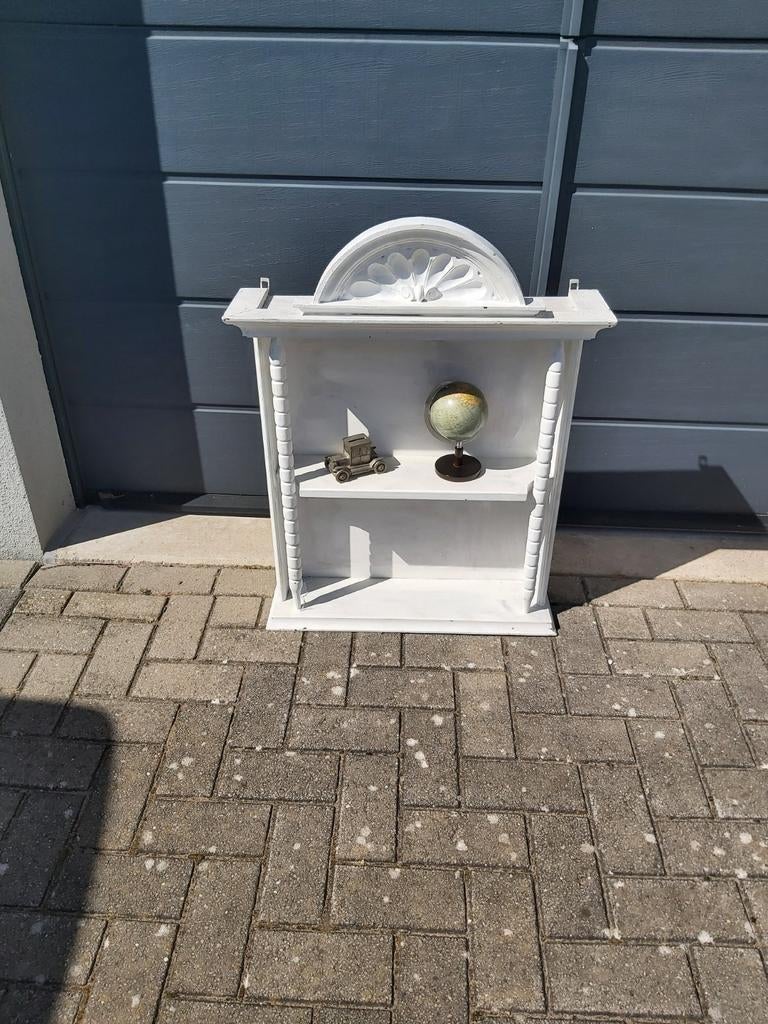 Leuk brocant kastje in goede staat heeft geen schade, Antiek en Kunst, Curiosa en Brocante, Ophalen of Verzenden